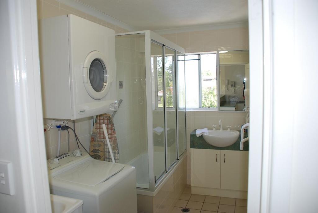 Jade Waters Luxury Apartments Hervey Bay Szoba fotó